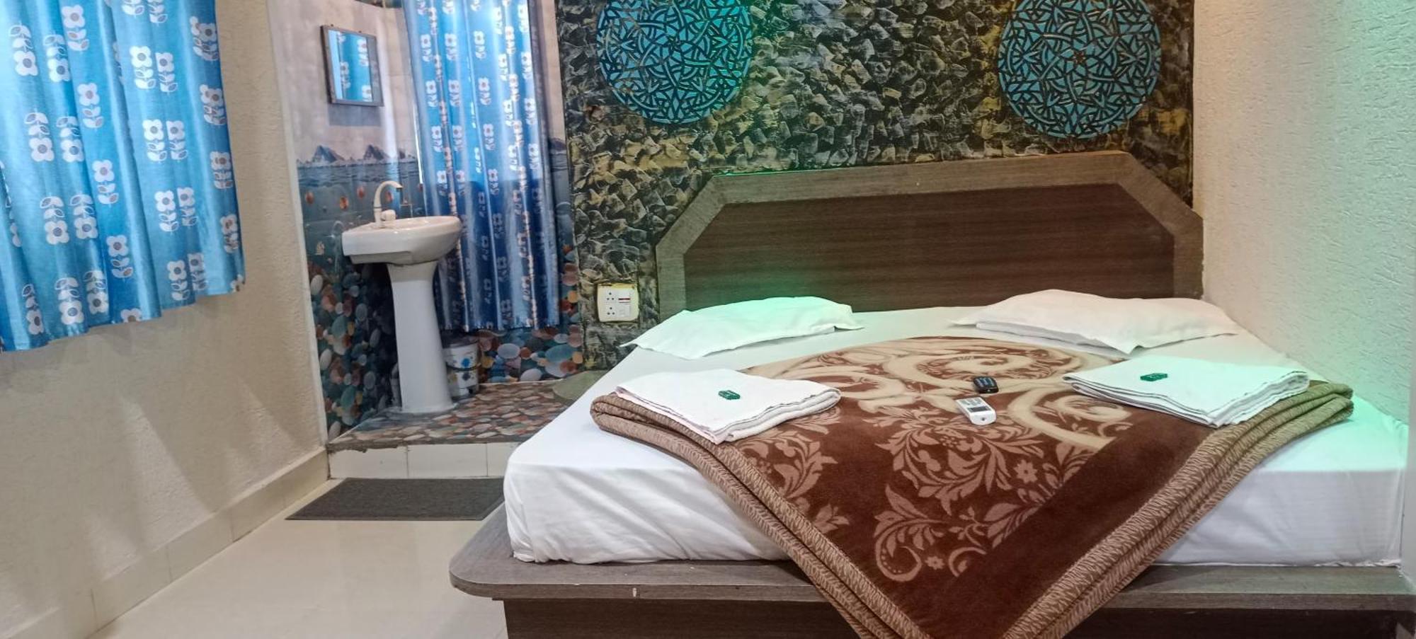 New Hotel Rajvihar Pachmarhī Kültér fotó